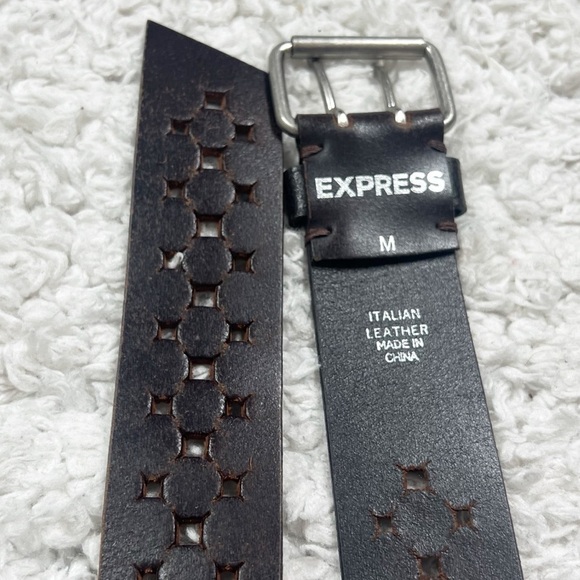 Express Vintage Perforated Brown Leather Belt Silver Buckle Medium Adjustable - Picture 4 of 6